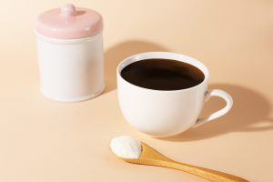 قهوه پروتئینی چیست و آیا باید آن را امتحان کنید